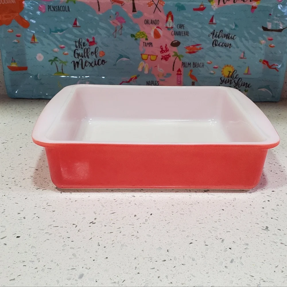 Pyrex Flamingo Pink Square Baking Dish
